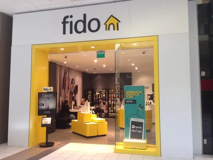 Interior view — ROGERS & FIDO RETAIL STORES